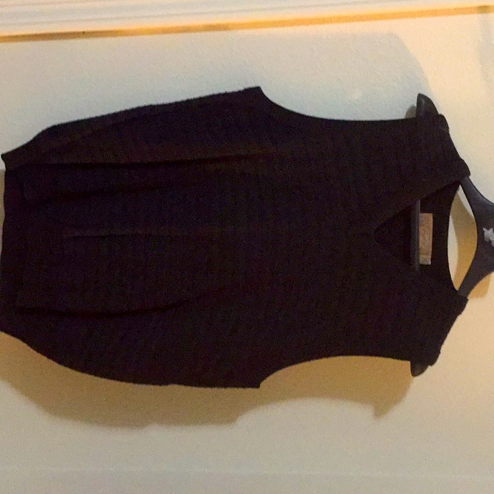 Pullover vest